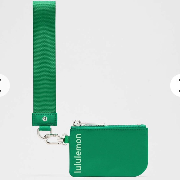 NWT $48 Lululemon Dual Pouch Wristlet
Raceway Green / Citra Lime - Picture 4 of 6